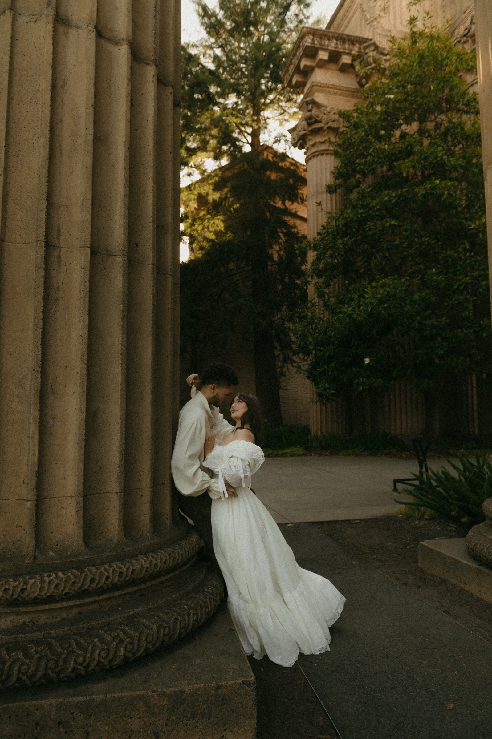 Berkeley and Robin at the Palace of Fine Arts, photographed by @mariefossphoto