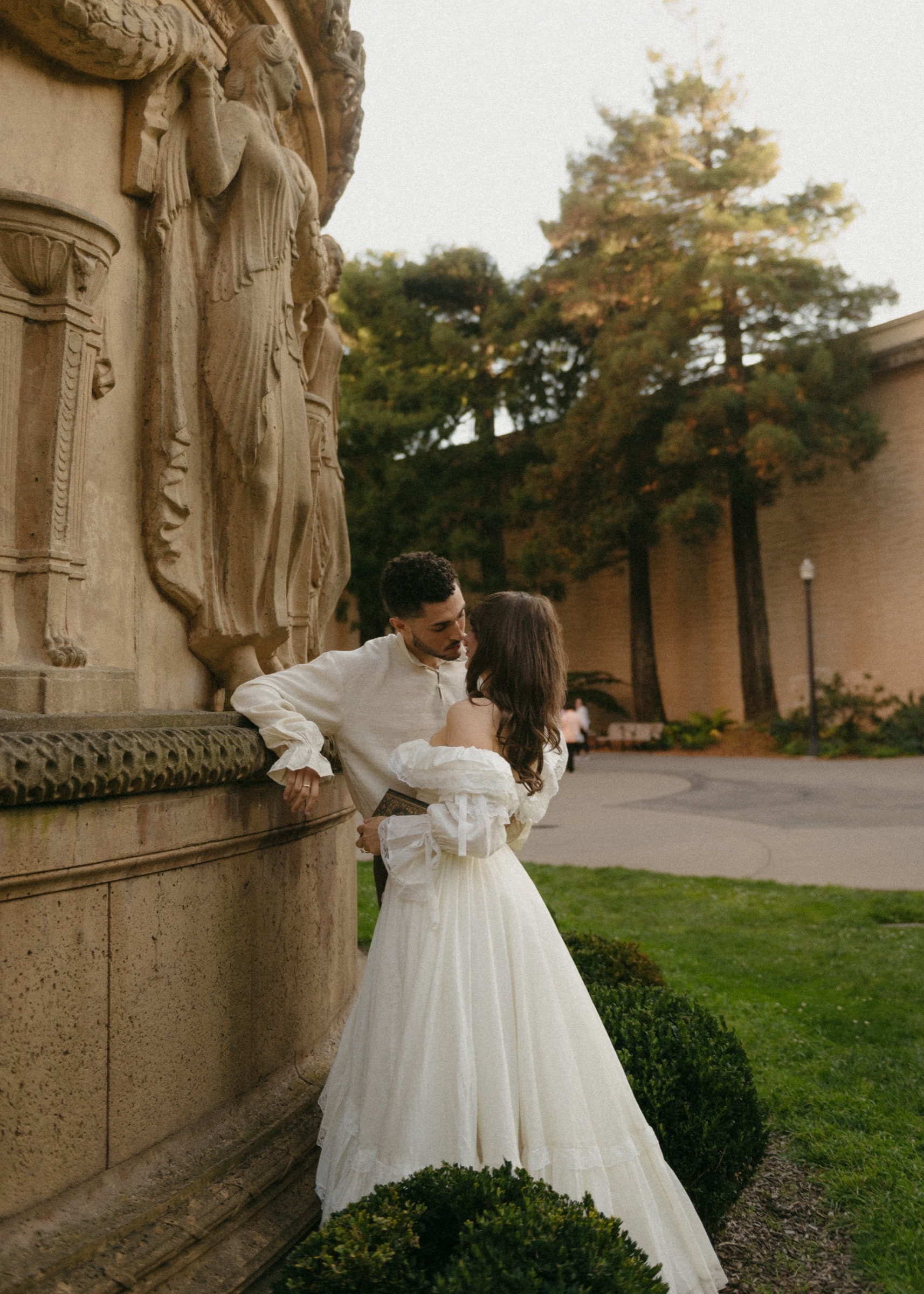 Berkeley and Robin at the Palace of Fine Arts, photographed by @mariefossphoto