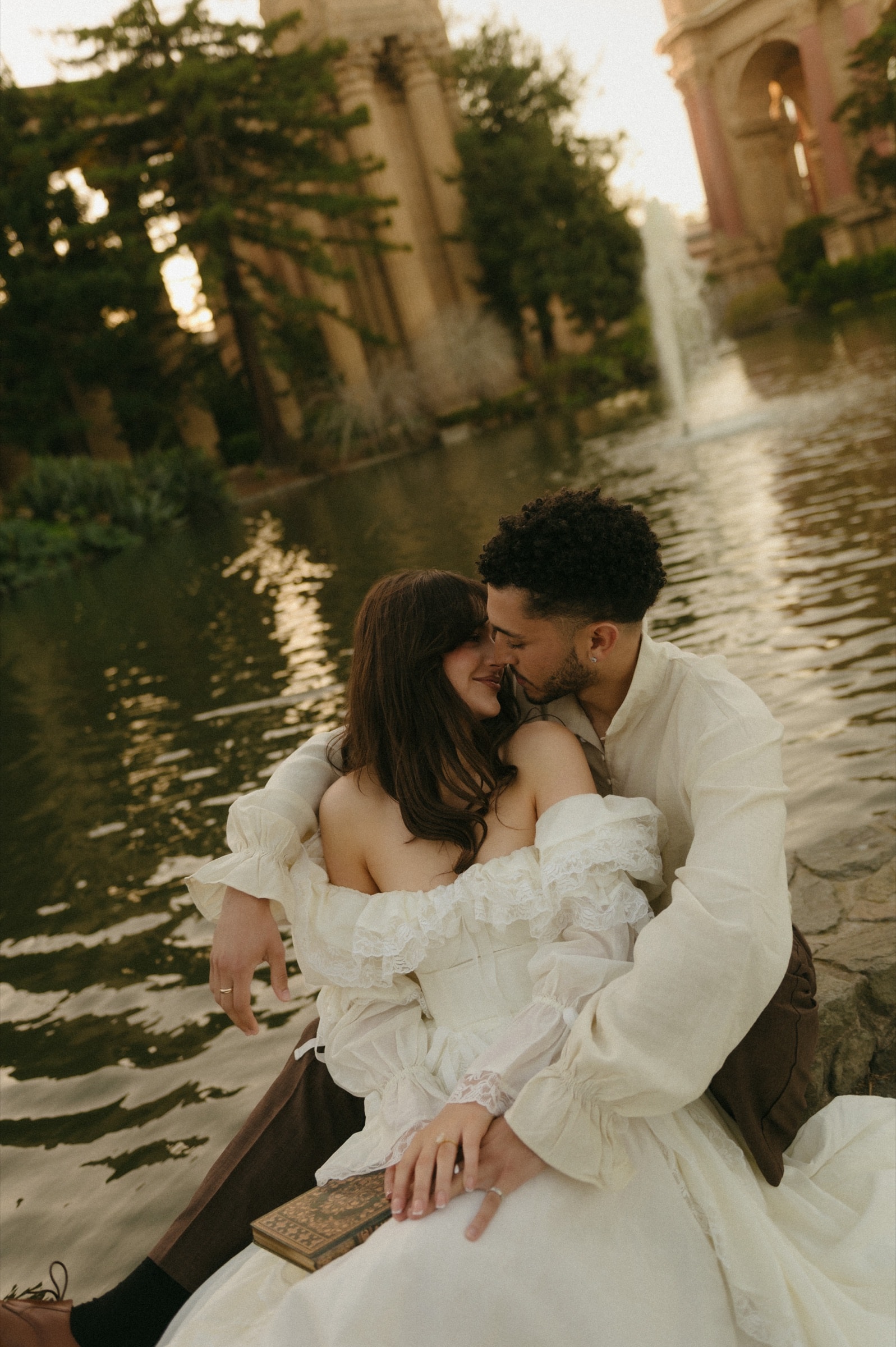 Berkeley and Robin at the Palace of Fine Arts, photographed by @mariefossphoto